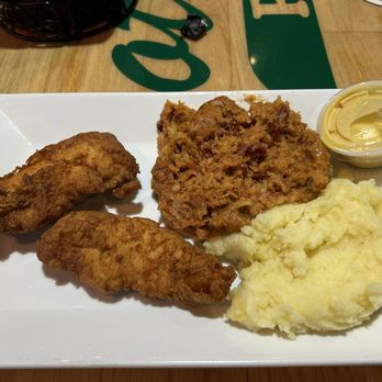 Scotties Pub - Chicken strips, mashed potatoes and Portuguese stuffing. Yum! - Sports Bars Near Me - Fall River, Massachusetts Scotties Pub - Chicken strips, mashed potatoes and Portuguese stuffing. Yum! - Sports Bars Near Me - Fall River, Massachusetts