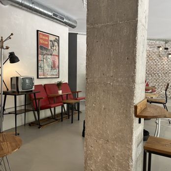 LaBar - The decorations on the mezzanine are awesome. - Laundry Services Near Me - Barcelona, B LaBar - The decorations on the mezzanine are awesome. - Laundry Services Near Me - Barcelona, B