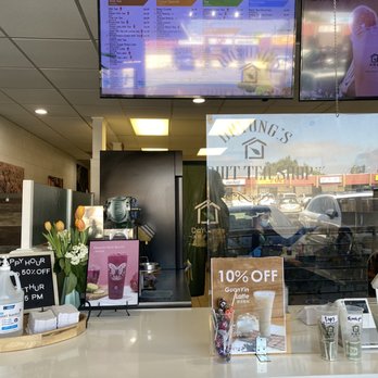 DaYung's Tea - Convoy - Ordering window - Bubble Tea Near Me - San Diego, California