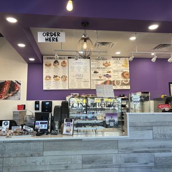 Cinnaholic - Bakeries Near Me - Virginia Beach, Virginia