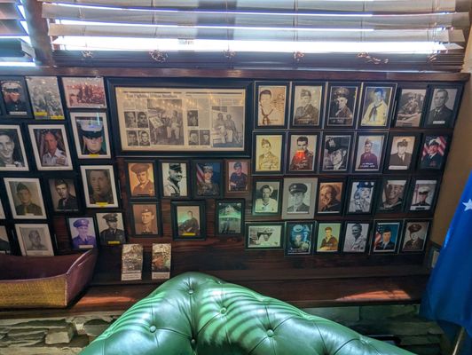 B-52s American Bar & Grill by null