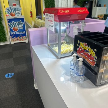 Candeeland - So good almost gone - Indoor Playcenter Near Me - Downey, California Candeeland - So good almost gone - Indoor Playcenter Near Me - Downey, California