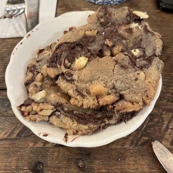 maman - Classic Chocolate Chip Cookie - Coffee & Tea Near Me - New York, New York maman - Classic Chocolate Chip Cookie - Coffee & Tea Near Me - New York, New York
