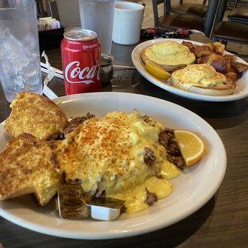Ball Square Cafe - Cowboy Benedict & Original Benedict - Breakfast & Brunch Near Me - Somerville, Massachusetts