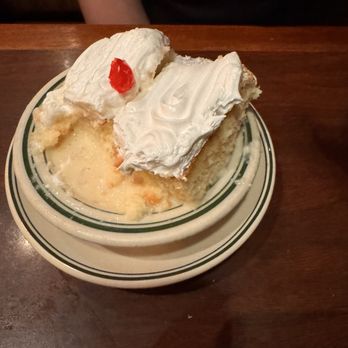 La Carreta - Miramar - Tres leche - Cuban Near Me - Miramar, Florida La Carreta - Miramar - Tres leche - Cuban Near Me - Miramar, Florida
