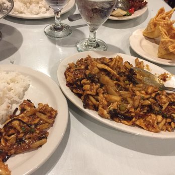 Sze Chuan Restaurant - Garlic chicken and crab rangoons - Chinese Near Me - Canton, Michigan Sze Chuan Restaurant - Garlic chicken and crab rangoons - Chinese Near Me - Canton, Michigan
