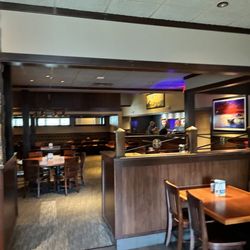 Red Lobster - Dining area
