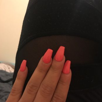 Lucky Nails Spa - Polish is chunky with the middle two fingers - Nail Salons Near Me - Santa Rosa, California