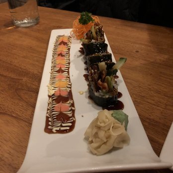 Hom Mali - Salmon skin roll amazing - Thai Near Me - Chicago, Illinois