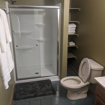 Greenbrier Grille and Lodge - American Near Me - Marlinton, West Virginia