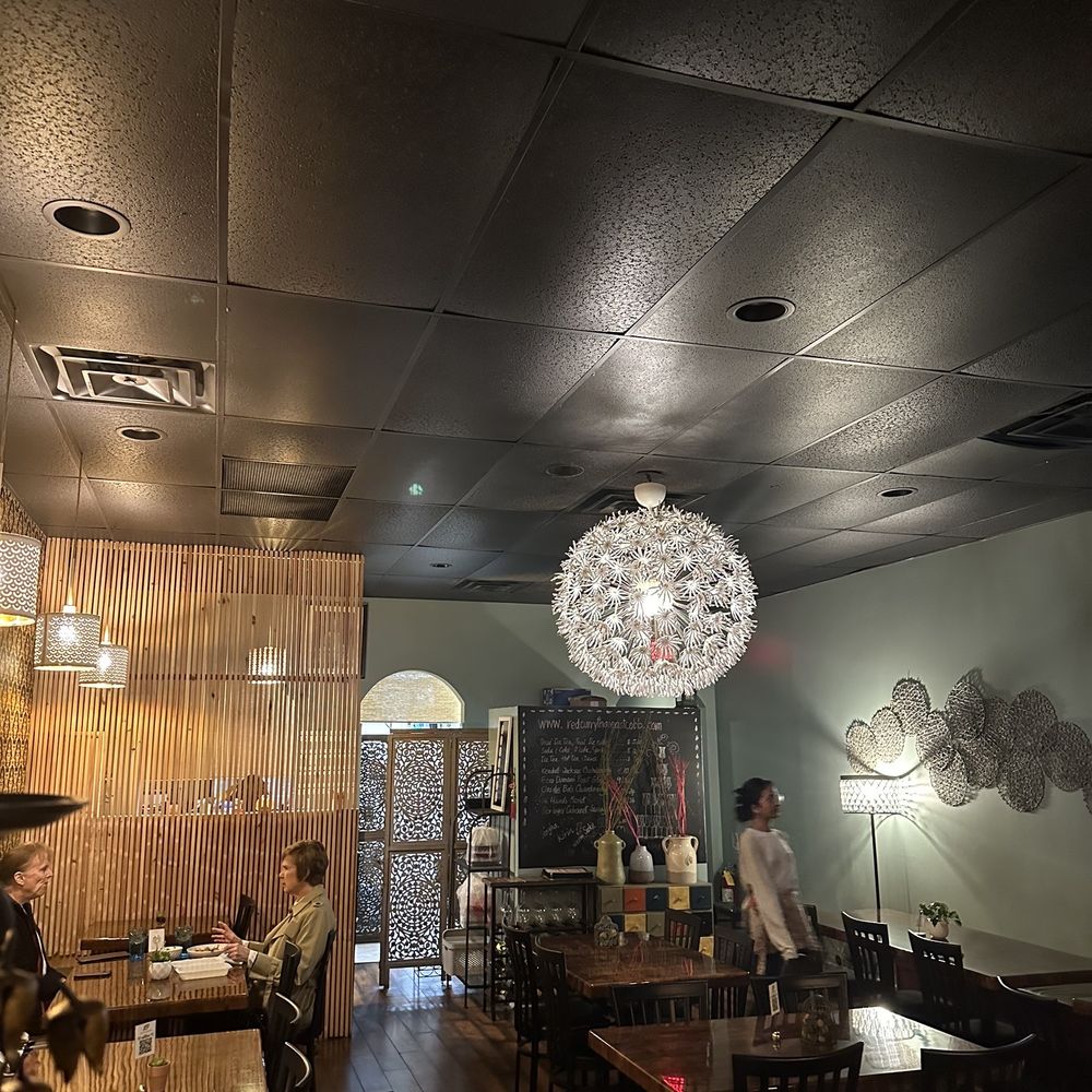 Red Curry Thai - Inside - Thai Near Me - Marietta, Georgia