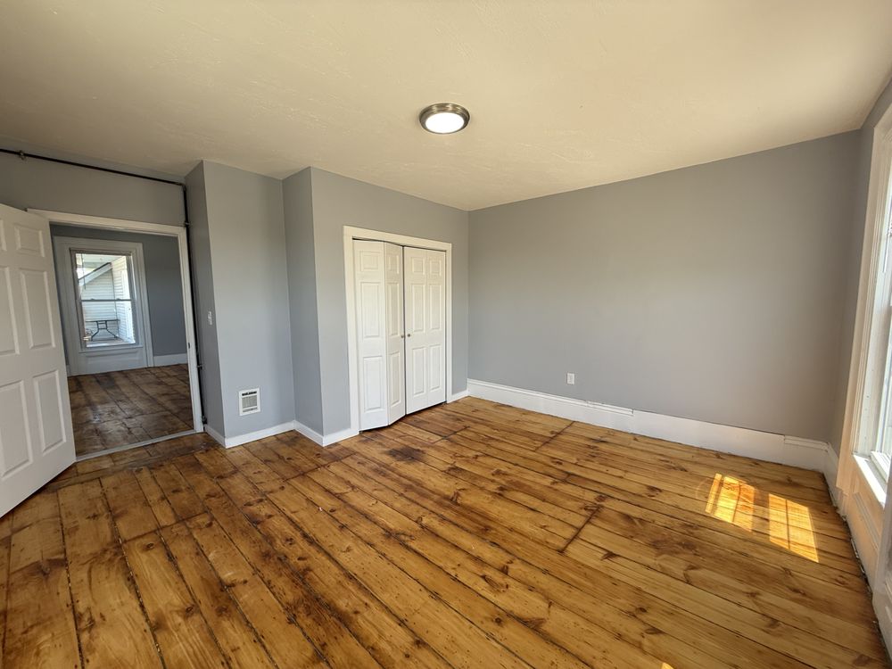 Slide of Blue Hammer Construction