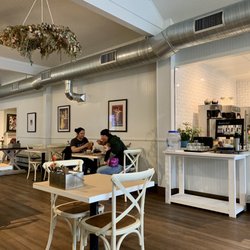 The Baker's Table - Dining area