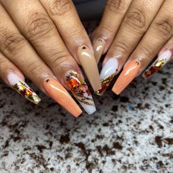 Starz Nail & Spa