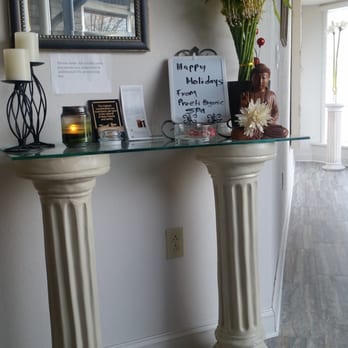 Preeti's Organic Spa - The lobby - Day Spas Near Me - Williamsville, New York Preeti's Organic Spa - The lobby - Day Spas Near Me - Williamsville, New York