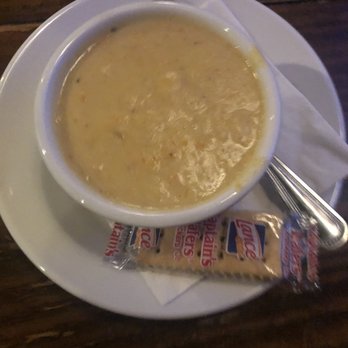 Oscar's - She crab soup (bisque) - American Near Me - Summerville, South Carolina Oscar's - She crab soup (bisque) - American Near Me - Summerville, South Carolina