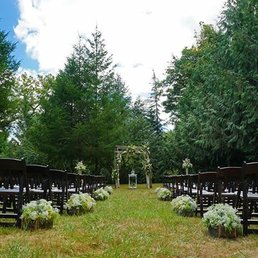 Ceremony area. This is the way we set it up. Ceremony area. This is the way we set it up.