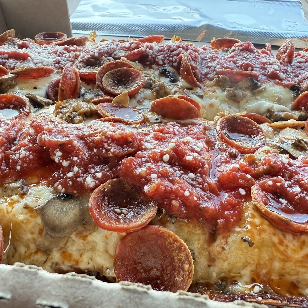 Futuro - Go ahead and- admire it! - Pizza Near Me - Indianapolis, Indiana Futuro - Go ahead and- admire it! - Pizza Near Me - Indianapolis, Indiana