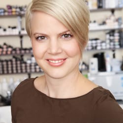 Kuckelberg & Schütz- Friseur und Kosmetik - Melanie- Friseurmeisterin und Kosmetikerin