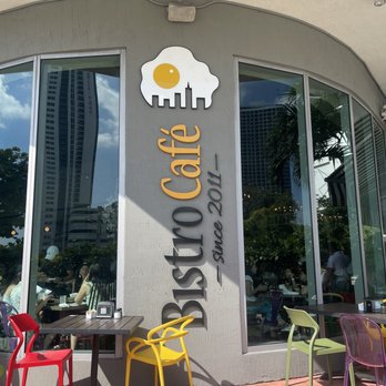 Bistro Cafe - Outside patio seating - Breakfast & Brunch Near Me - Miami, Florida
