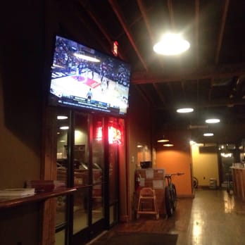 Bennidito's Brew Pub - Great place to watch the game - Pizza Near Me - Spokane, Washington