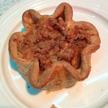 Flo's V8 Cafe - Apple cheddar pie - Cafes Near Me - Anaheim, California Flo's V8 Cafe - Apple cheddar pie - Cafes Near Me - Anaheim, California