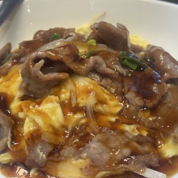 Yi Xin Cafe - Beef and egg over rice - Hong Kong Style Cafe Near Me - Honolulu, Hawaii Yi Xin Cafe - Beef and egg over rice - Hong Kong Style Cafe Near Me - Honolulu, Hawaii