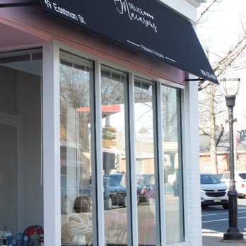 Délice Macarons - Desserts Near Me - Cranford, New Jersey Délice Macarons - Desserts Near Me - Cranford, New Jersey