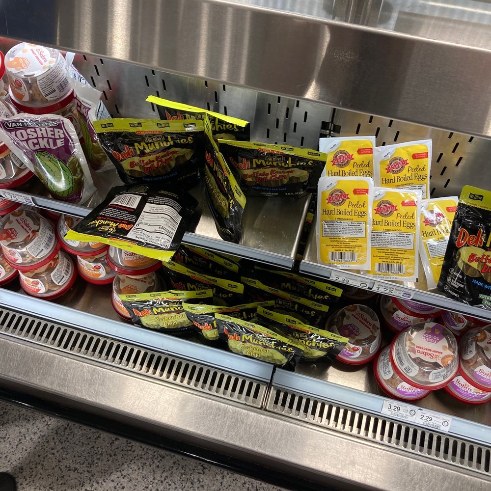 Publix - a display case of food items - Grocery Near Me - Orlando, Florida