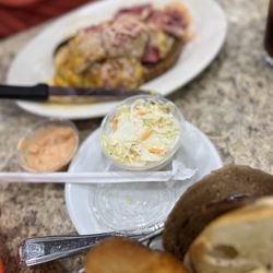 Max's Delicatessen & Restaurant