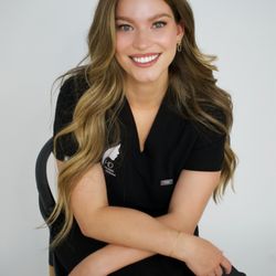HD Aesthetic Wellness - Isa Tomlinson, Registered Nurse Injector