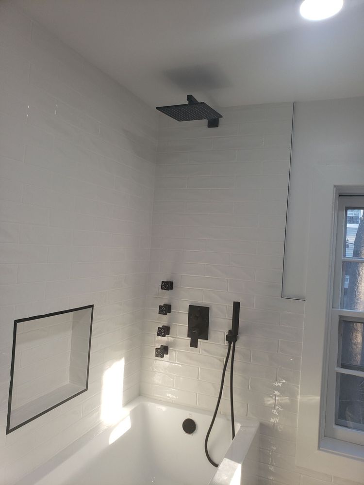 Slide of Tiulux Plumbing