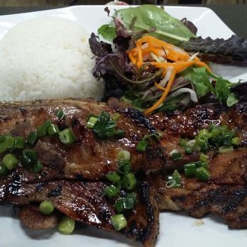 Rolls And Grill - Grilled Pork Chop is the BOMB!! 5 stars!! - Vietnamese Near Me - Bakersfield, California Rolls And Grill - Grilled Pork Chop is the BOMB!! 5 stars!! - Vietnamese Near Me - Bakersfield, California