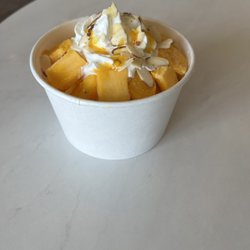 Joy Tea - Mango Shaved Ice with real mango slices