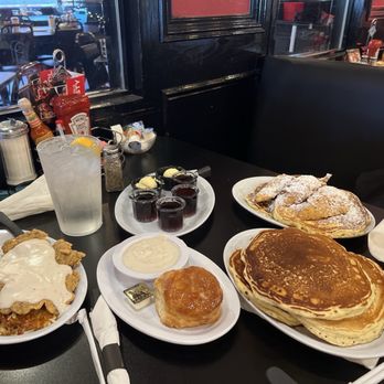 Blue Mound Cafe - Little Road - Look at those pancakes!! - Cafes Near Me - Arlington, Texas Blue Mound Cafe - Little Road - Look at those pancakes!! - Cafes Near Me - Arlington, Texas