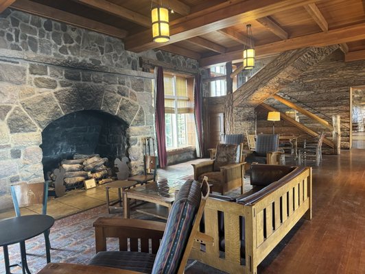 Crater Lake Lodge by null