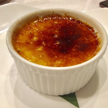 Hukilau Lanai - Vanilla Hawaiian Vanilla Bean Crme Brulee. Small but good - Seafood Near Me - Kapaa, Hawaii