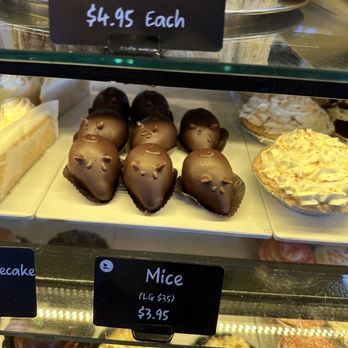 La Baguette - Bakeries Near Me - Norman, Oklahoma