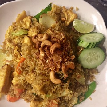 Thai Basil - Curry fried rice wit veggie and tofu!! - Thai Near Me - Novi, Michigan Thai Basil - Curry fried rice wit veggie and tofu!! - Thai Near Me - Novi, Michigan