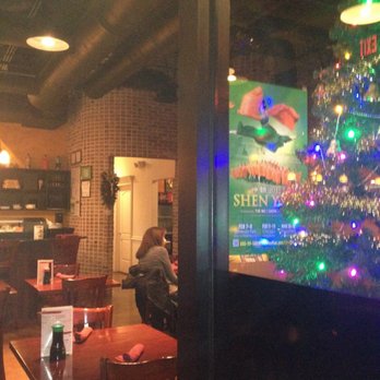 Fuji Thai - Thai Near Me - Buffalo Grove, Illinois