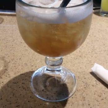 Applebee's Grill + Bar - Foam that never went away - American Near Me - Florissant, Missouri