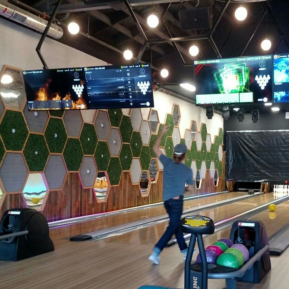 Break Point - Four bowling lanes - Bars Near Me - San Diego, California