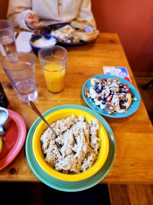 Butterhorn Bakery & Cafe by null