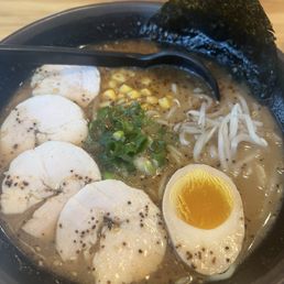 My Rich Garlic Chicken Ramen bowl. Could hit finish it!