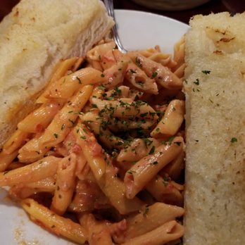 Paulie's Pizza Pub - Bonnie & Clyde pasta was okay. 3 stars out of 5 for my personal preference. It lacked flavor - Pubs Near Me - Upland, California Paulie's Pizza Pub - Bonnie & Clyde pasta was okay. 3 stars out of 5 for my personal preference. It lacked flavor - Pubs Near Me - Upland, California