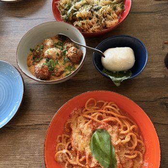 TUTTI DA GIO - Updated June 2025 - 111 Photos & 65 Reviews - 393 E Main