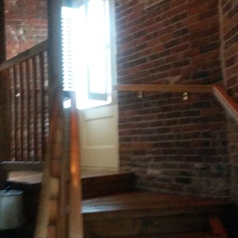 The Common Man Inn - The suite has upstairs and downstairs. - Hotels Near Me - Claremont, New Hampshire The Common Man Inn - The suite has upstairs and downstairs. - Hotels Near Me - Claremont, New Hampshire