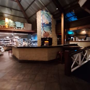 Bahama Breeze - Bars Near Me - Orlando, Florida