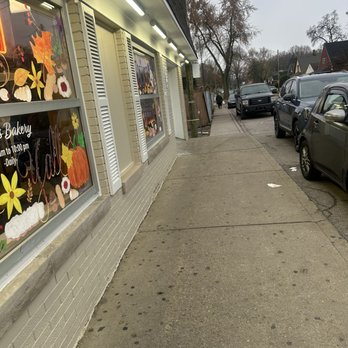 Long's Bakery - Outside - Donuts Near Me - Indianapolis, Indiana Long's Bakery - Outside - Donuts Near Me - Indianapolis, Indiana