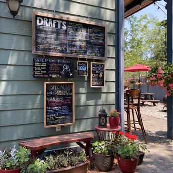 Huckleberry - Outdoor drink menu - Bars Near Me - New Paltz, New York